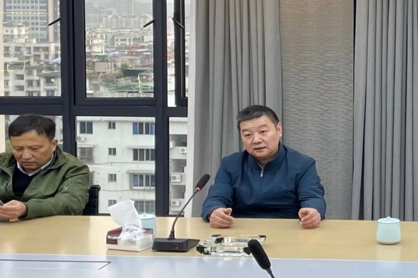 麗水市建設(shè)局黨組書(shū)記、局長(zhǎng)鐘小松一行到浙江中立建設(shè)有限公司走訪